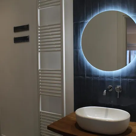 Apartment 44 Metri Quadri